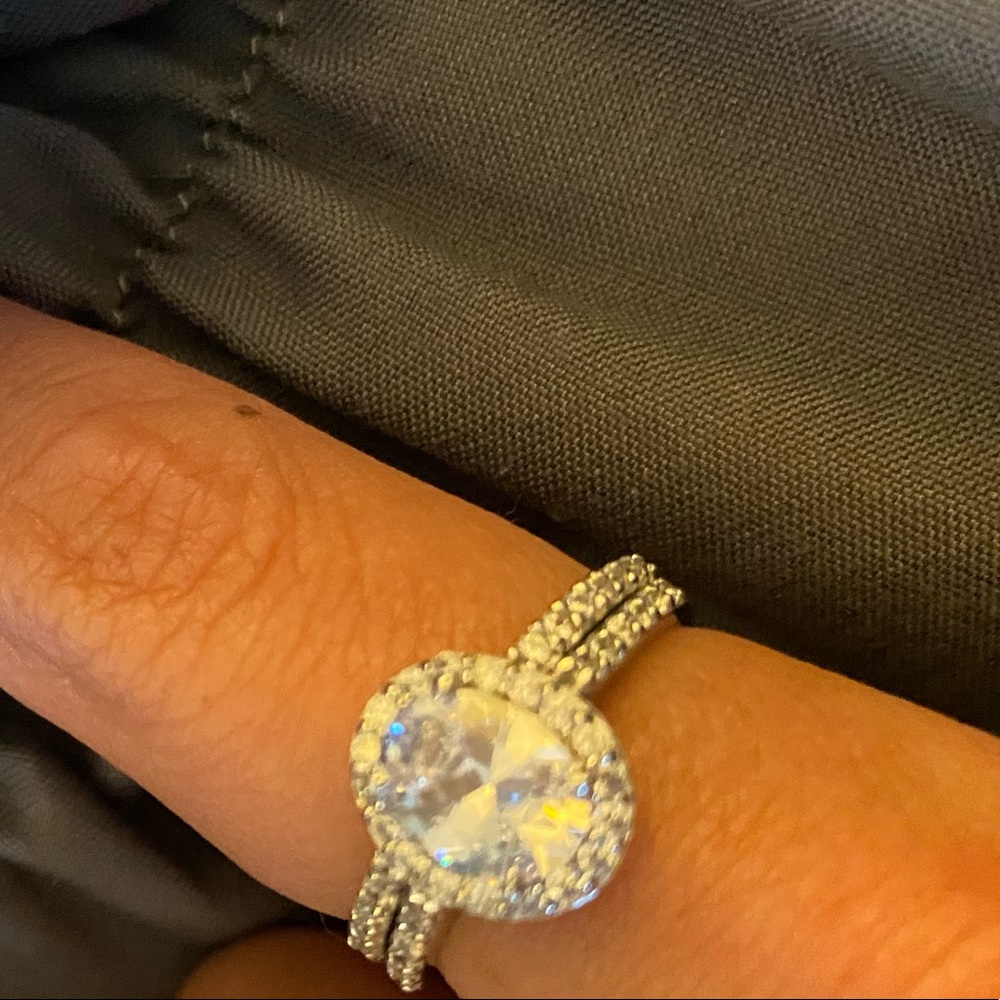 faux/cubic zirconia wedding set ✨